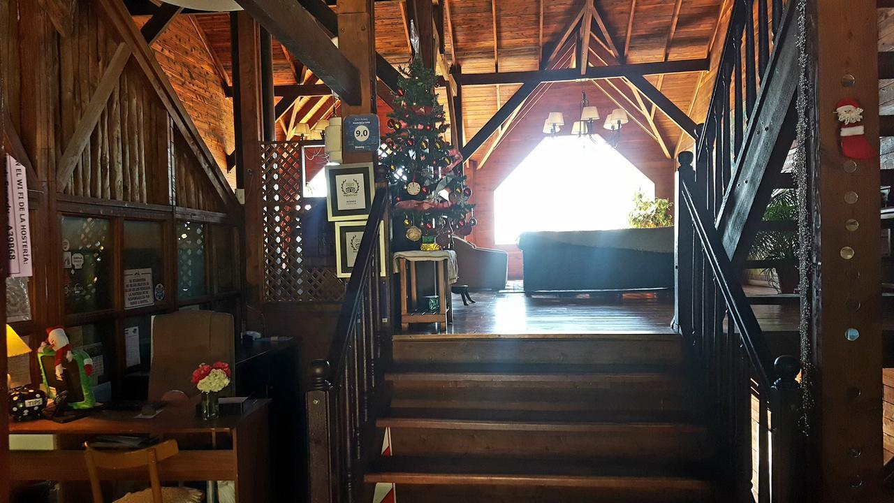 La Luna Inn *